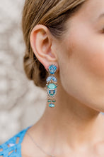 Load image into Gallery viewer, Daria Earrings