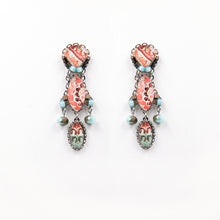 Load image into Gallery viewer, Ila Earrings