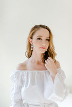 Load image into Gallery viewer, Victoria Earrings