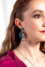 Load image into Gallery viewer, Dakota Earrings
