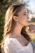 Load image into Gallery viewer, Shelley Earrings
