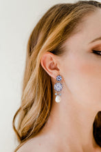 Load image into Gallery viewer, Victoria Earrings
